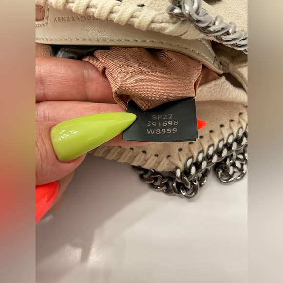 STELLA MCCARTNEY Tiny Quilted Eco Shaggy Deer Tote Bag - Picture 13 of 15